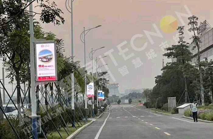 中國中車LED燈桿屏,燈桿屏,燈桿上的屏.png