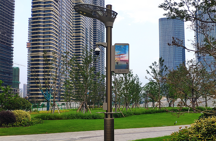 智慧城市“亮相”生活，燈桿屏“點亮”城市