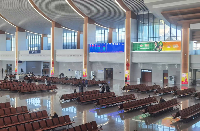 戶外LED廣告機(jī)