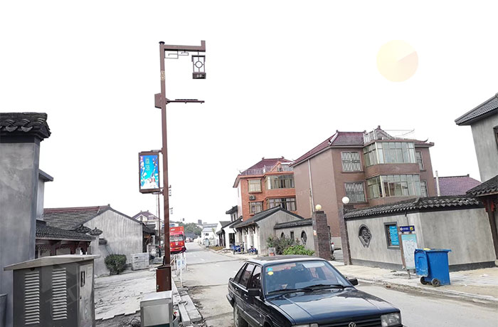 智慧路燈+燈桿屏的絕佳組合，讓村鎮(zhèn)建設(shè)成為城鄉(xiāng)融合發(fā)展的新支點(diǎn)