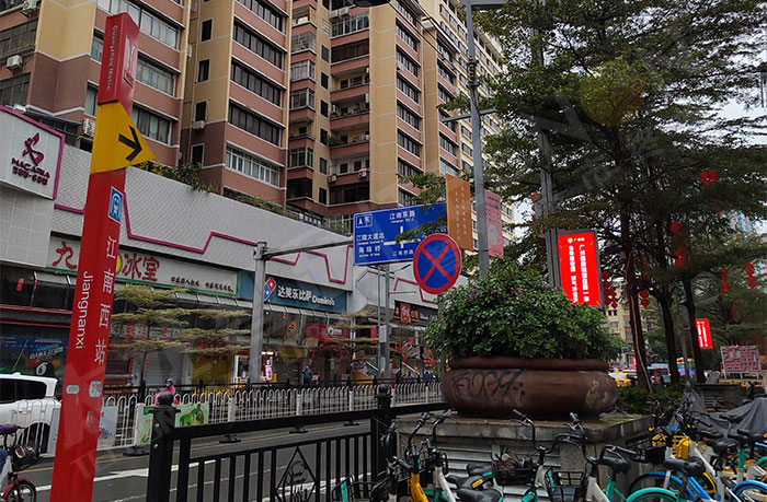 廣州江南西商圈：燈桿屏點亮智慧商業(yè)新圖景