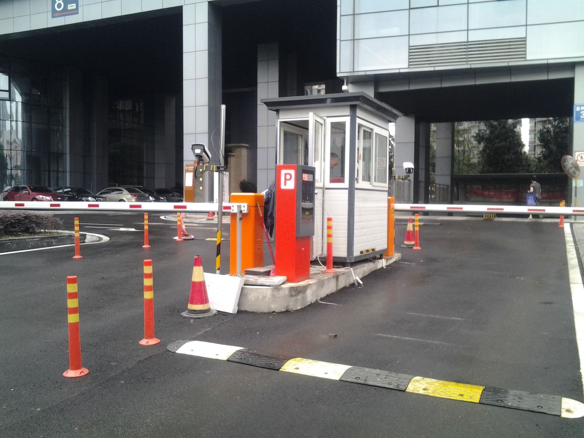 云南車牌識(shí)別系統(tǒng)